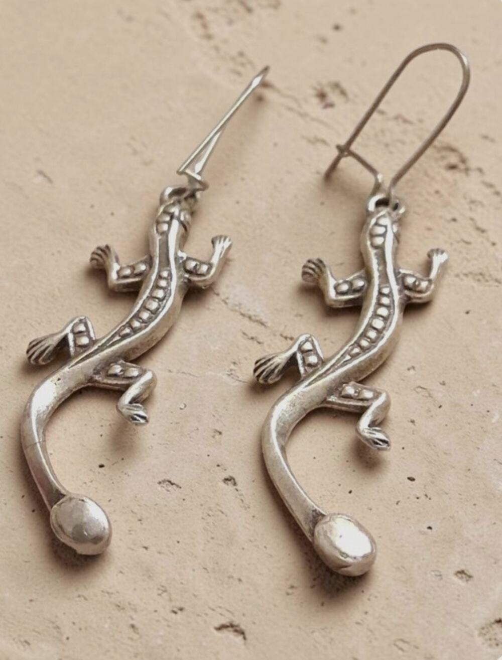 Sterling Silver Gecko Lizard Dangle Earrings 925